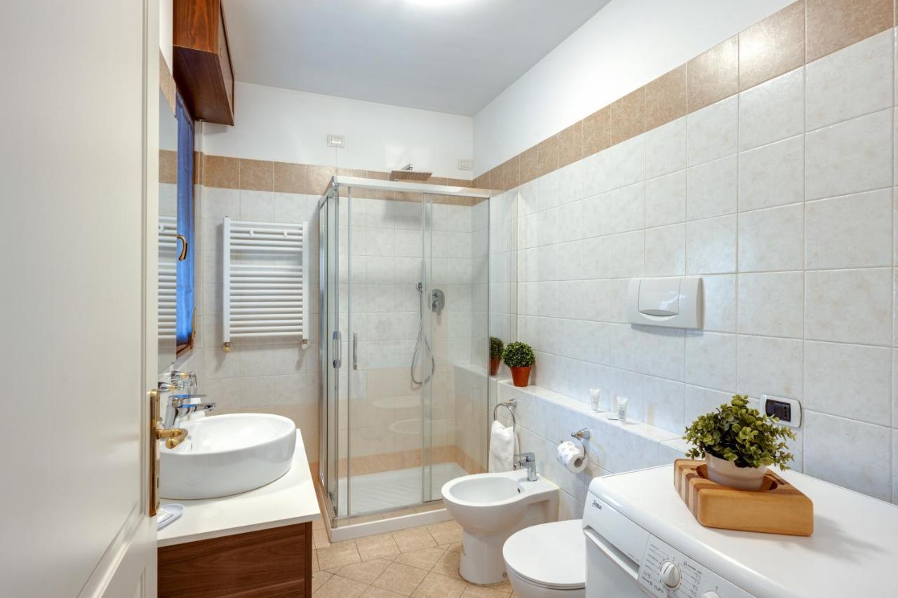 Il Broletto Apartment - Affitti Brevi Italia Lecco Eksteriør billede