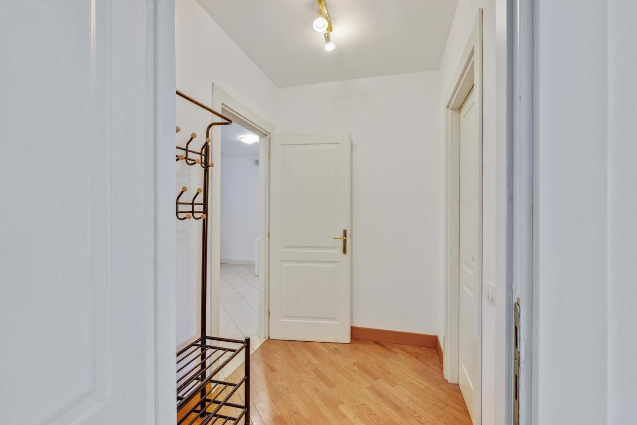 Il Broletto Apartment - Affitti Brevi Italia Lecco Eksteriør billede